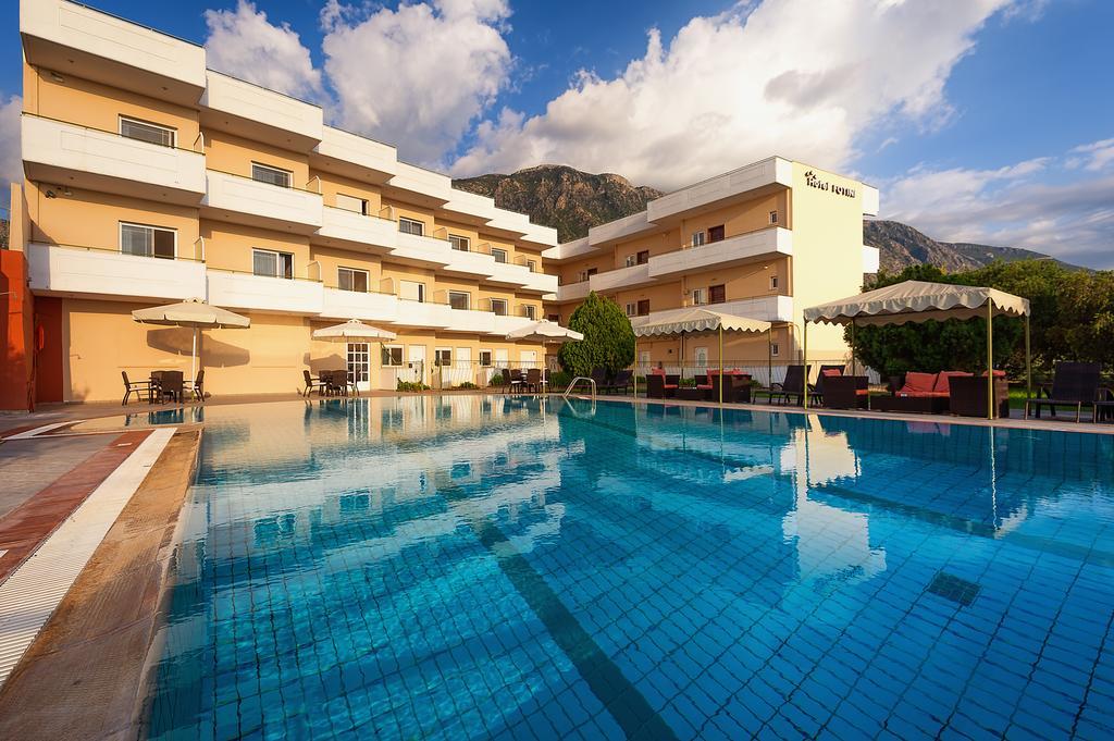 Hotel Fotini Kalamata Dış mekan fotoğraf