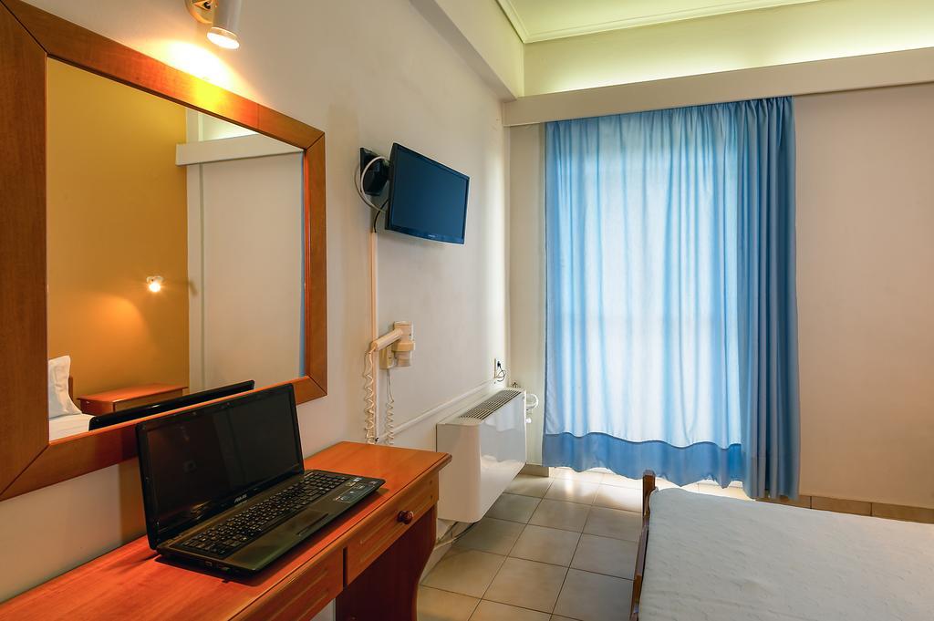 Hotel Fotini Kalamata Oda fotoğraf
